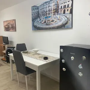 https://holiday-house-del-teatro.sicilyhotelsitaly.net
